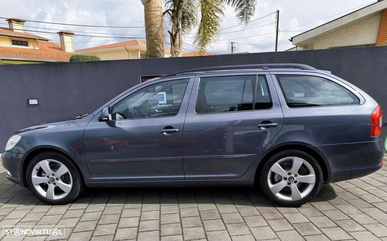 Skoda Octavia Break 1.6 TDi Sportline - 10