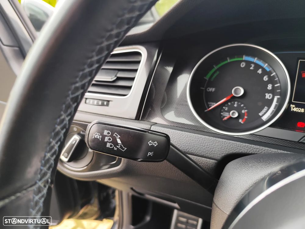 VW Golf 1.4 GTE Plug-in - 13