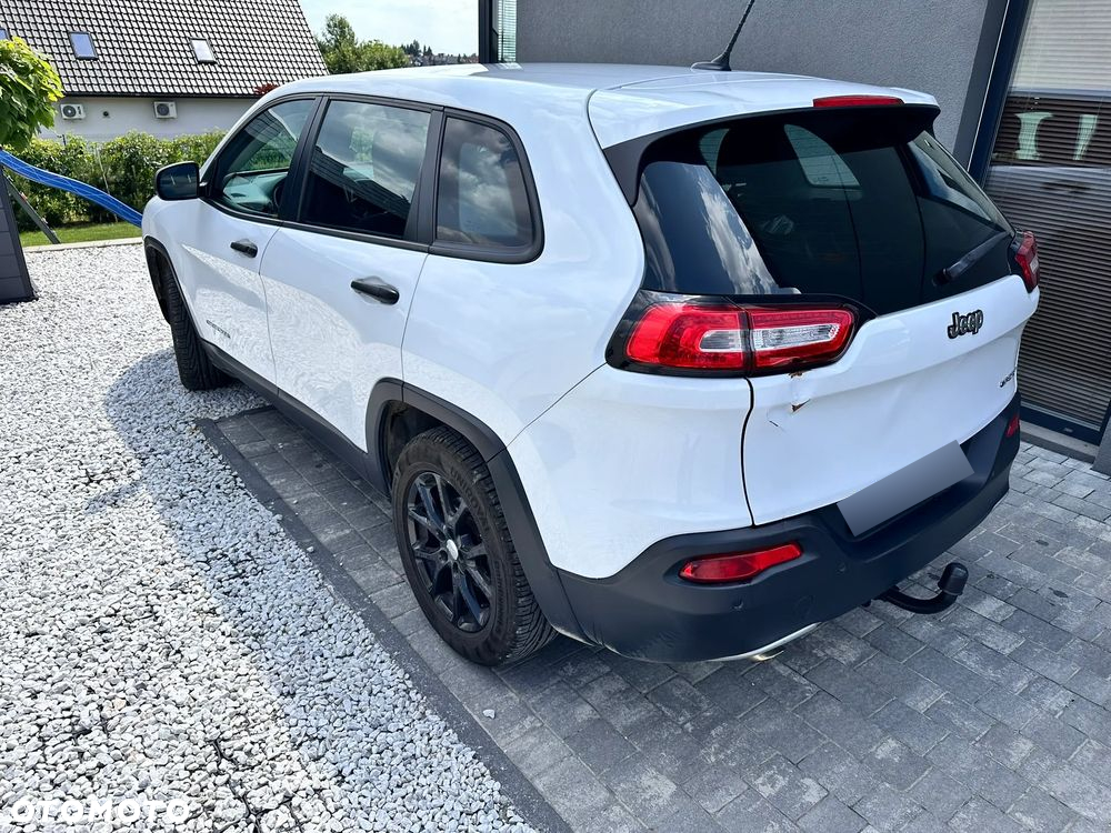 Jeep Cherokee - 2