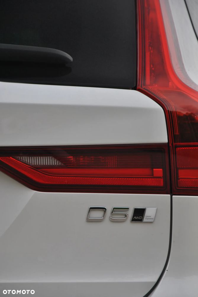 Volvo V90 Cross Country D5 SCR AWD Pro - 24