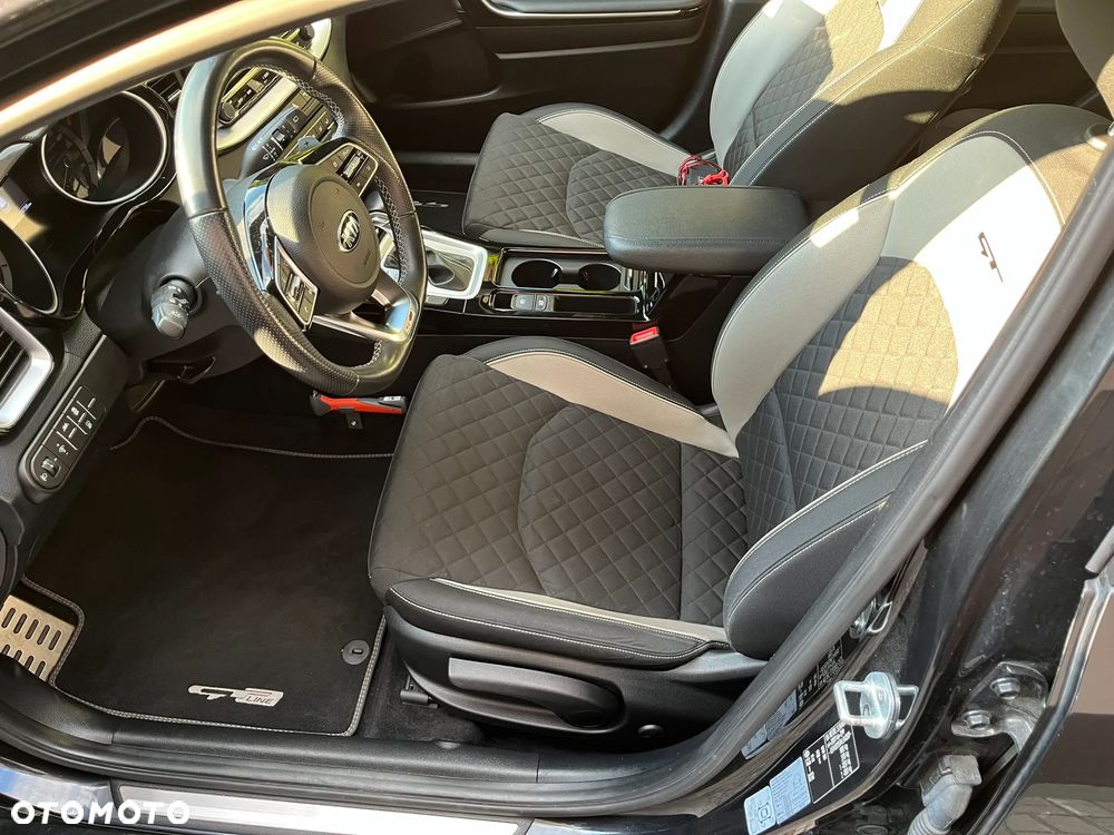 Kia ProCeed 1.5 T-GDI DCT7 OPF (48V Mild Hybrid) GT Line - 24