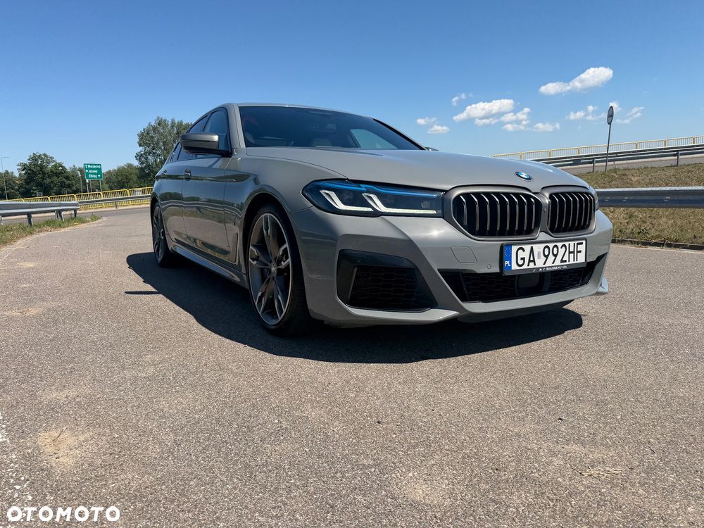 BMW Seria 5 M550i xDrive - 3