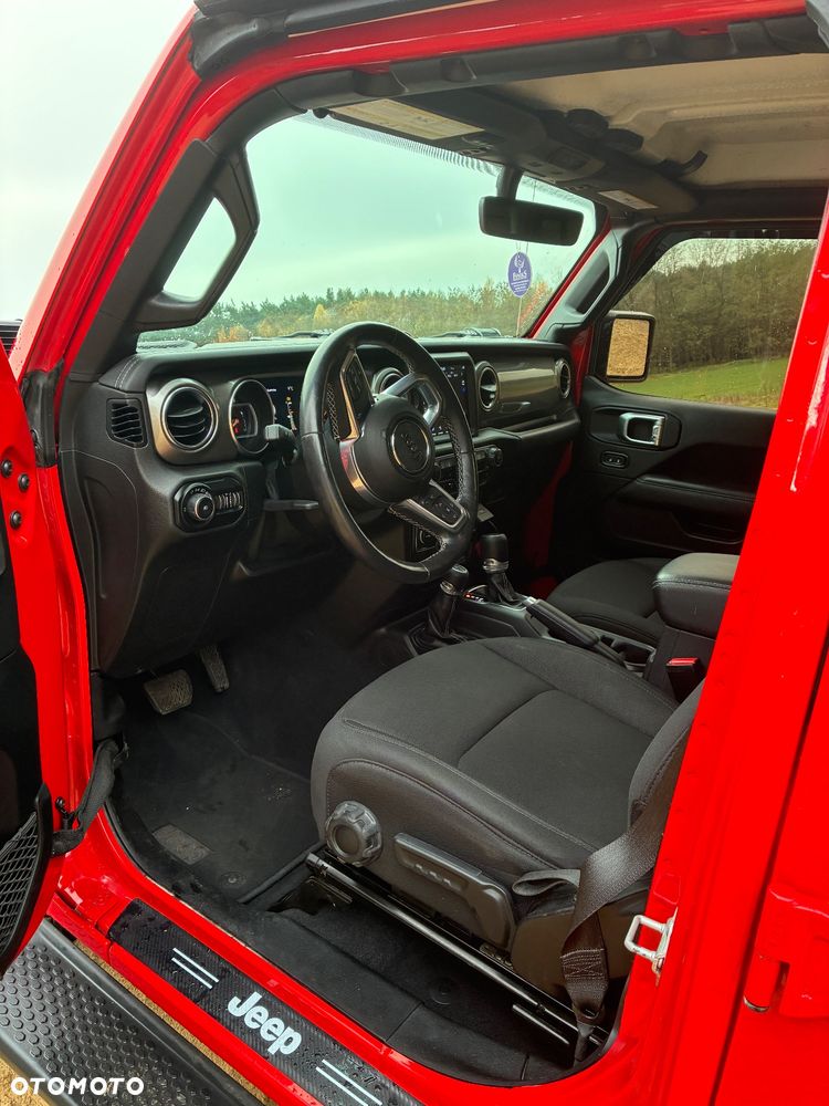 Jeep Wrangler Unlimited GME 2.0 Turbo Sahara - 23