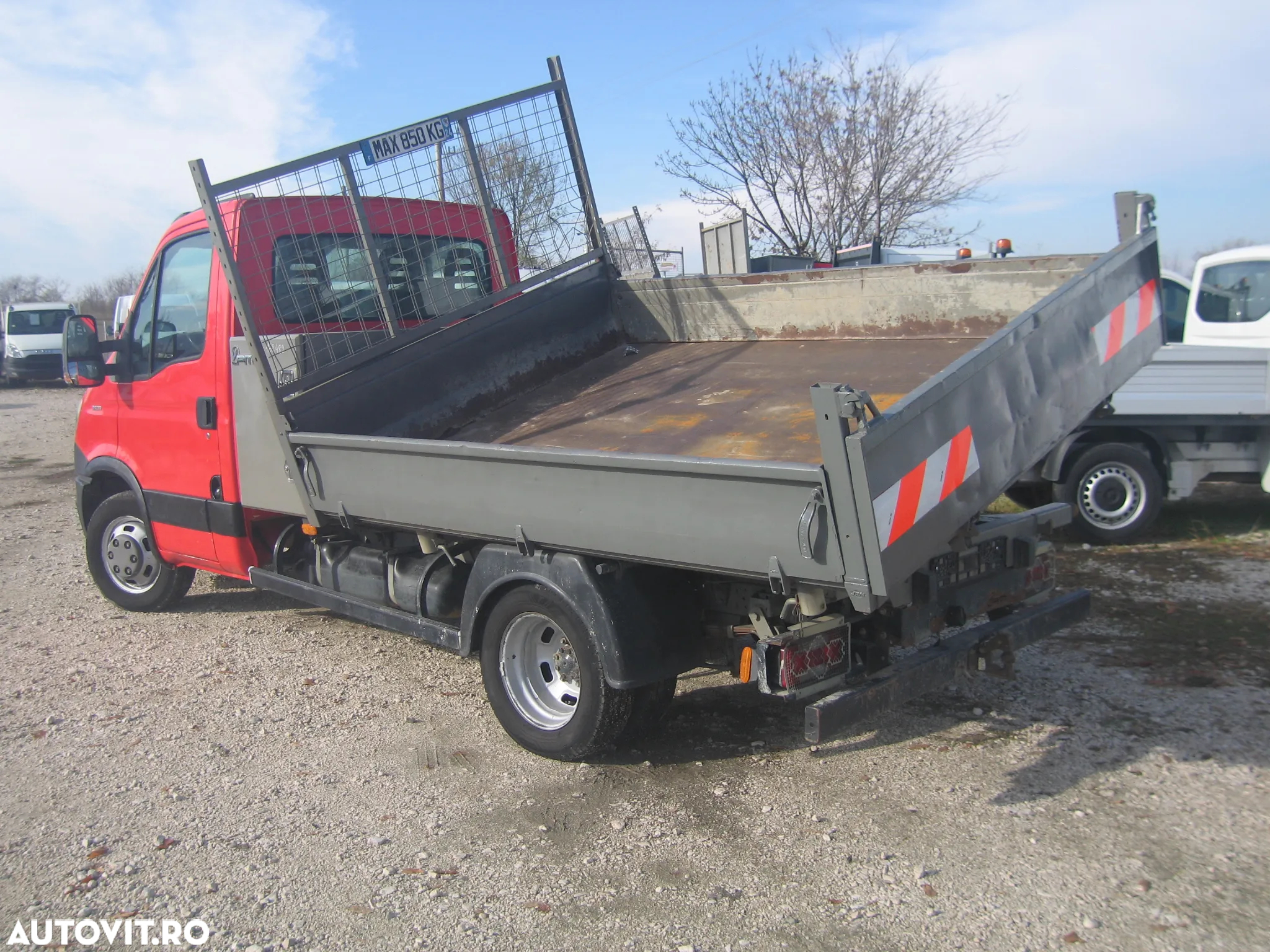 Iveco DAILY 35 C 13 , 3 LOC. BASCULABILA 3  PARTI , CLIMA . - 4