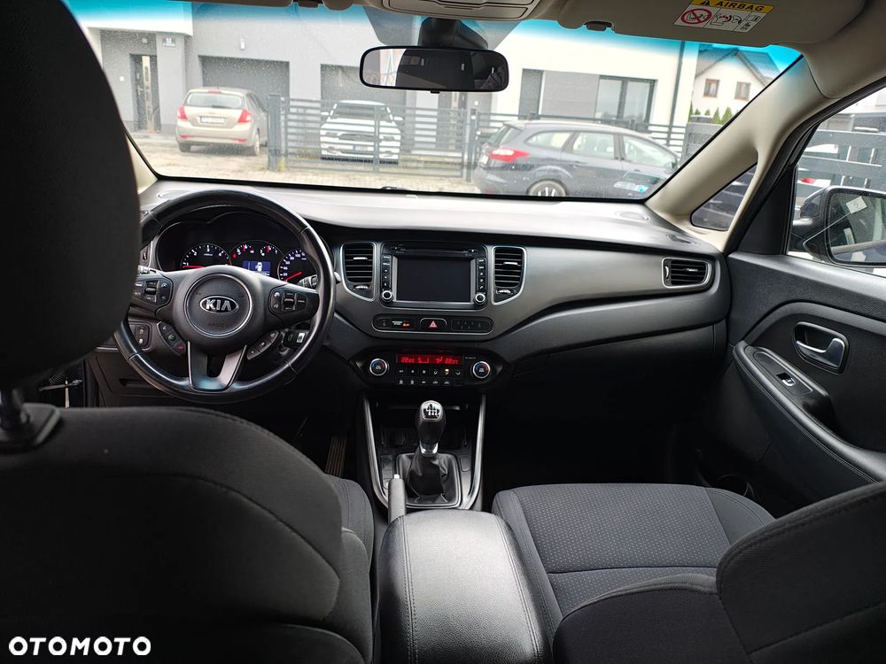 Kia Carens 1.7 CRDi L 7os - 5