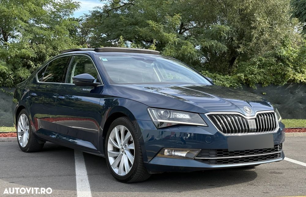 Skoda Superb 2.0 TDI DSG Style - 11