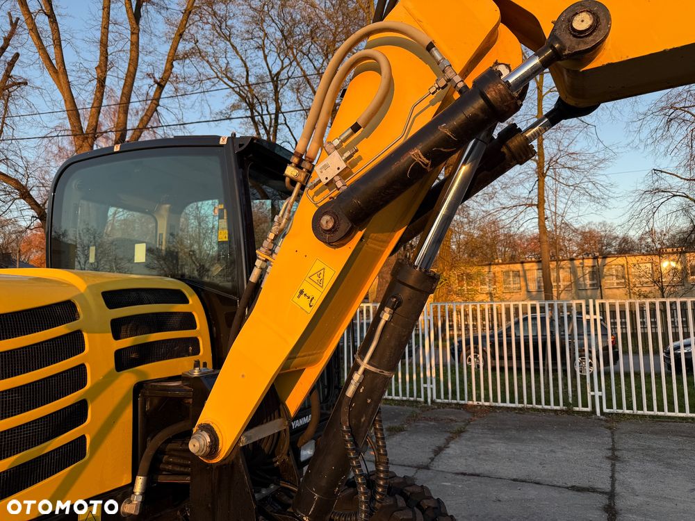 Yanmar Koparka kołowa B95W - 11