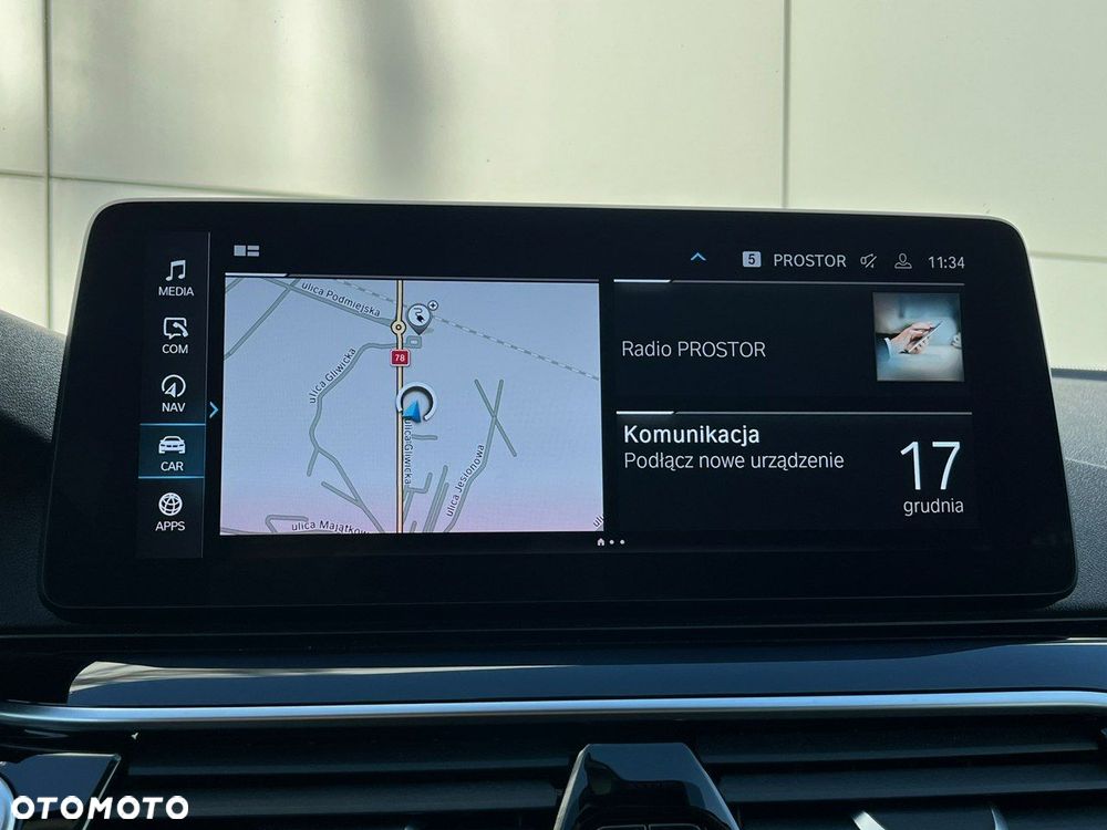 BMW Seria 5 530e Luxury Line - 29