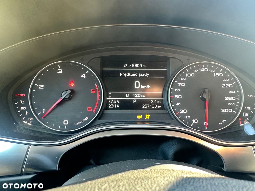 Audi A6 Avant - 26
