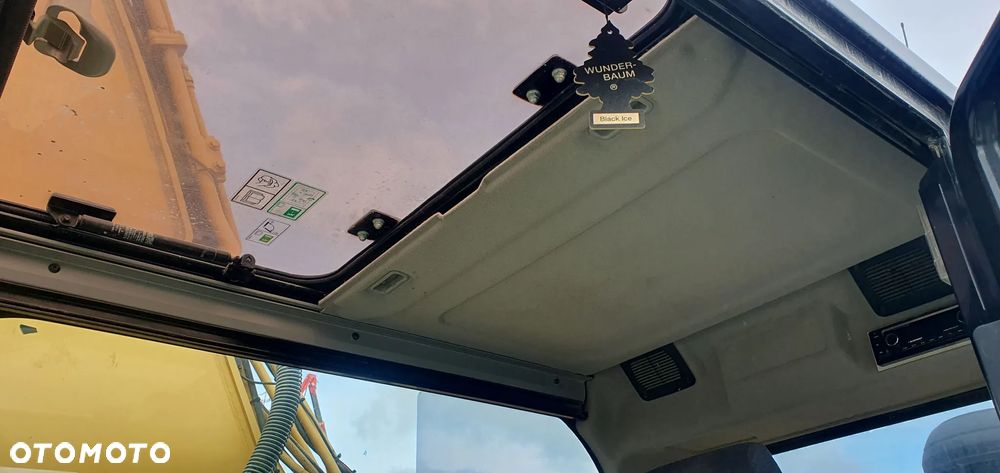Caterpillar 330 F - 9