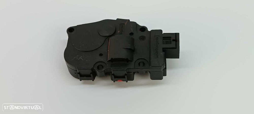 MOTOR DA ABERTURA DAS CONDUTAS DO CLIMATIZADOR BMW I3 (I01) I3 REX - 1