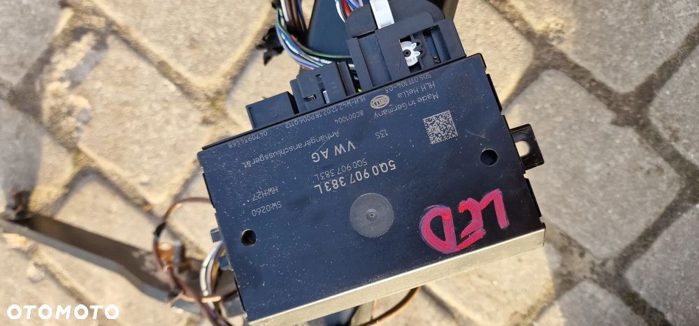 HAK HOLOWNICZY + MODUŁ SKODA OCTAVIA III Kombi 5E9803881A - 3