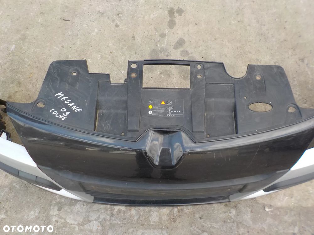 RENAULT MEGANE III COUPE ZDERZAK PRZÓD - 5