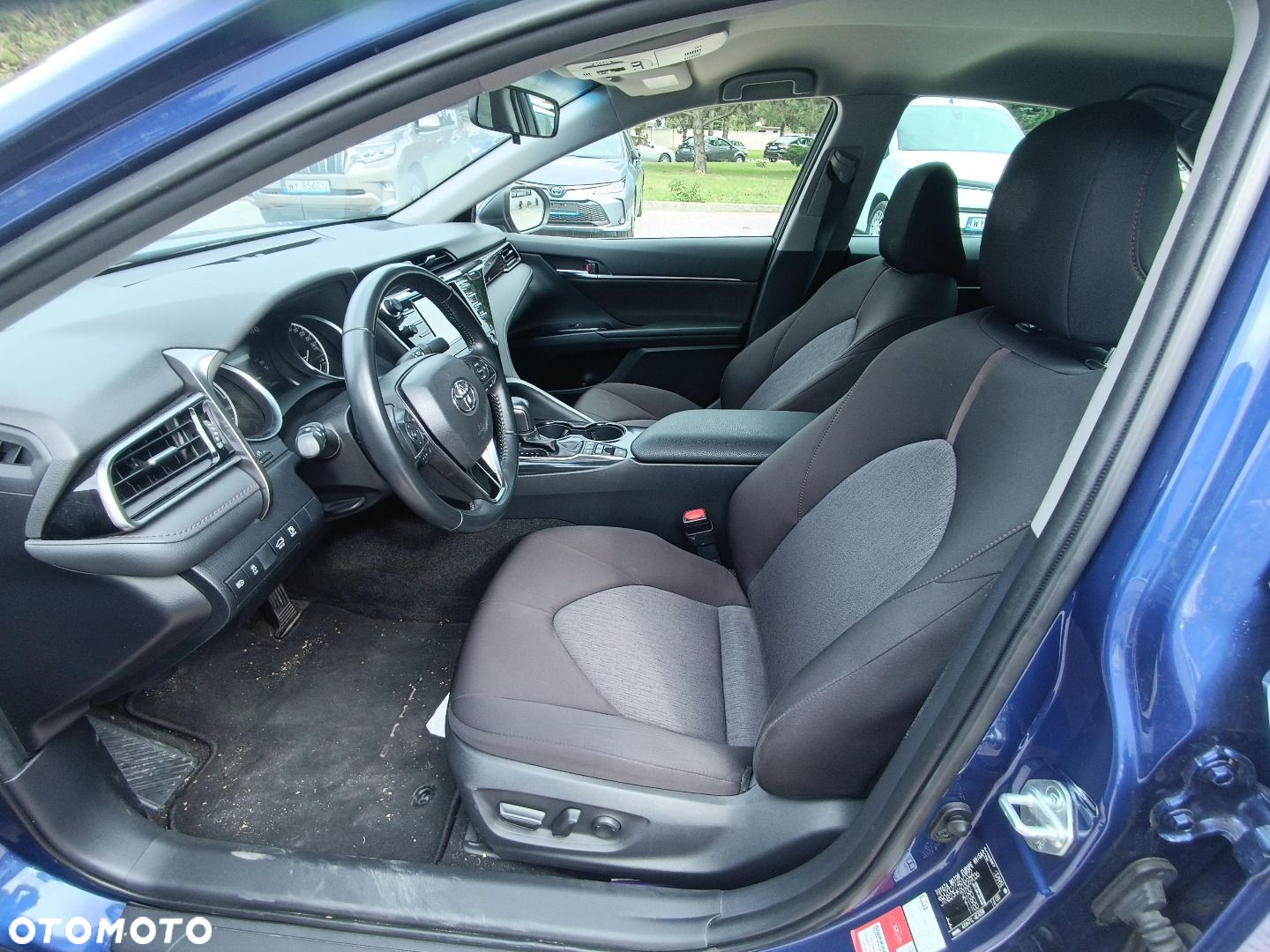Toyota Camry - 8