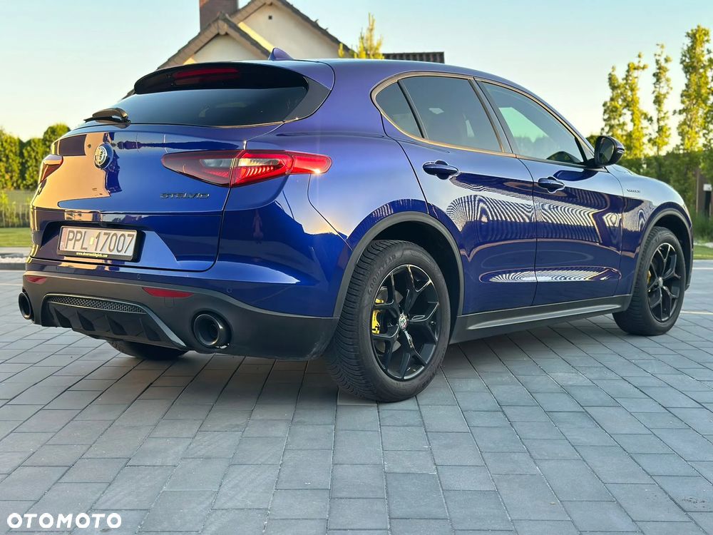 Alfa Romeo Stelvio 2.2 Diesel 16V AT8 Q4 B-Tech - 8