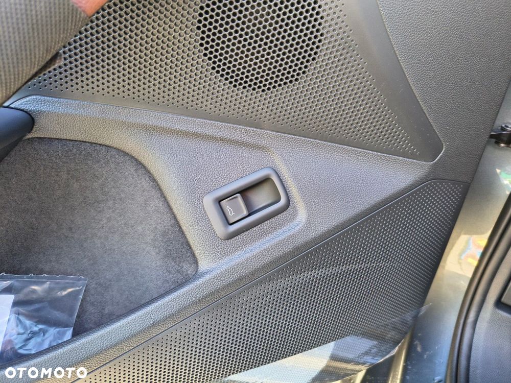 Skoda Superb 2.0 TDI SCR 4x4 L&K DSG - 25