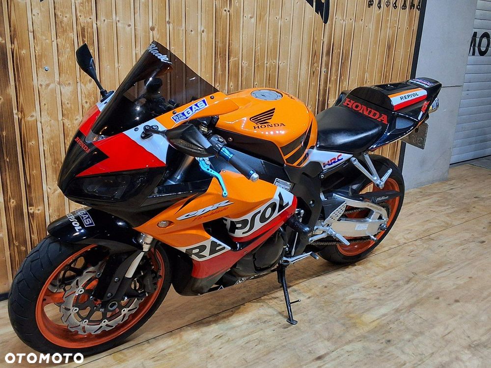 Honda CBR - 14
