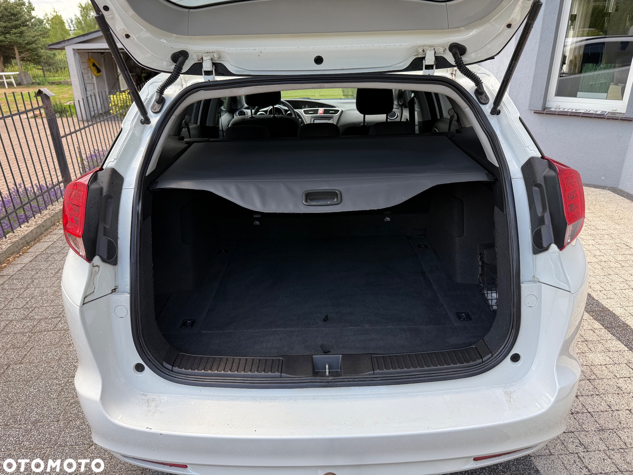 Honda Civic 1.6 i-DTEC Executive Navi - 12