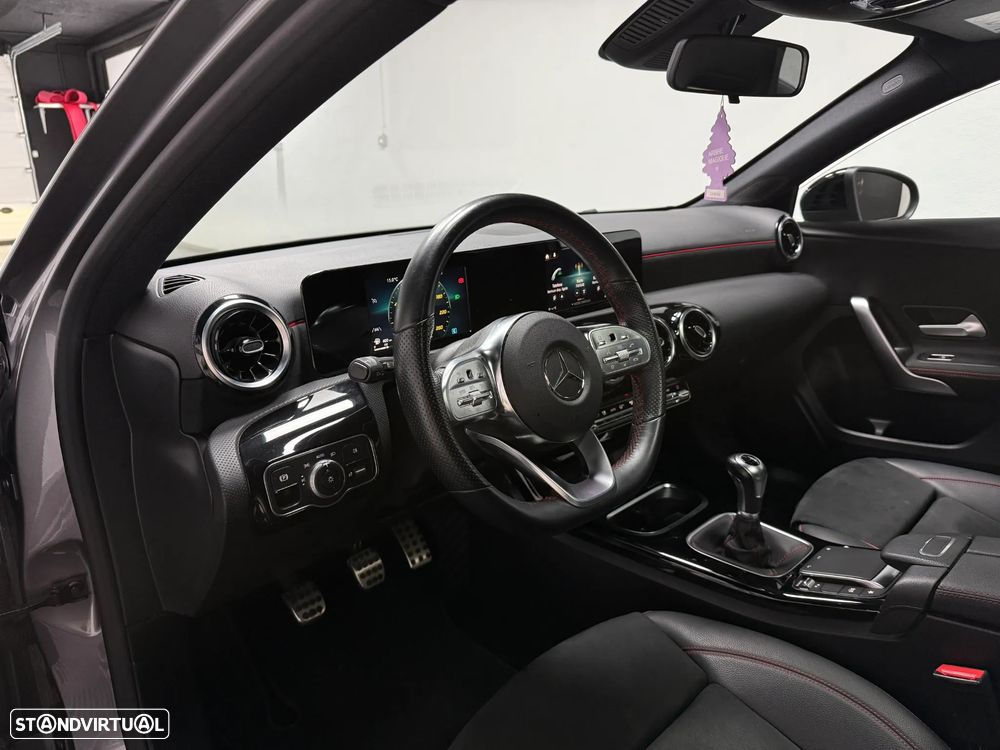 Mercedes-Benz A 160 d AMG Line - 21