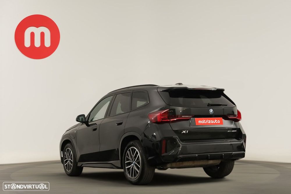 BMW X1 xDrive25e Pack Desportivo M - 3