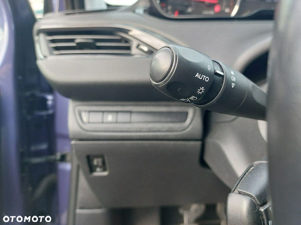 Peugeot 208 1.4 HDi Access - 25