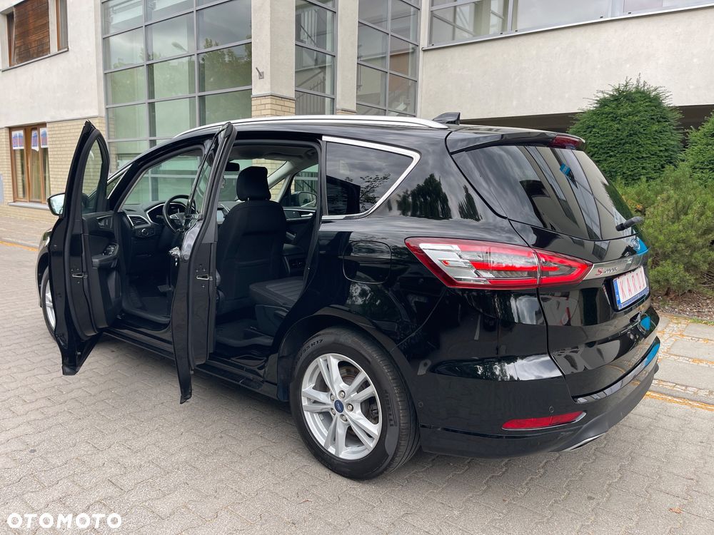 Ford S-Max - 14