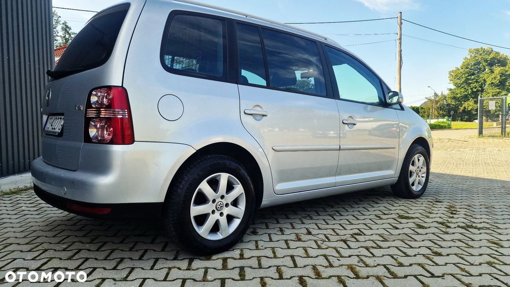 Volkswagen Touran 1.4 TSI United - 16