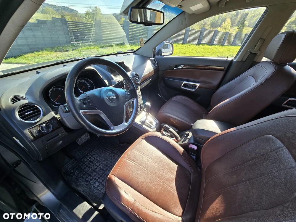 Opel Antara - 10