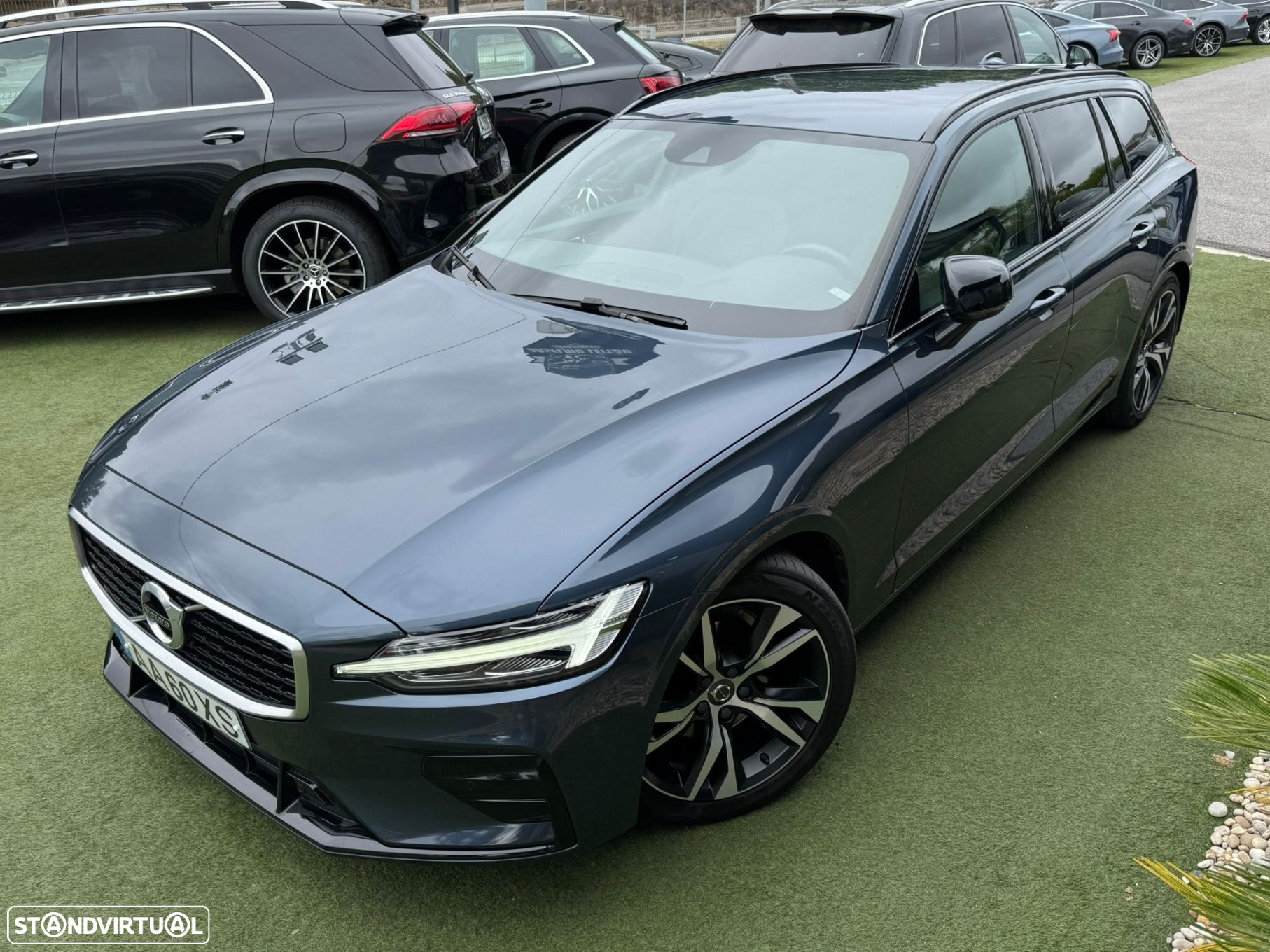 Volvo V60 2.0 D3 R-Design Geartronic - 6