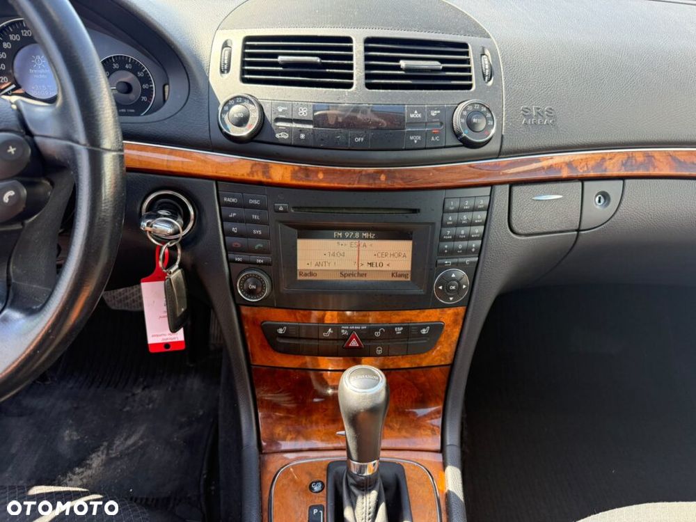 Mercedes-Benz Klasa E 200 Kompressor Automatik Elegance - 9