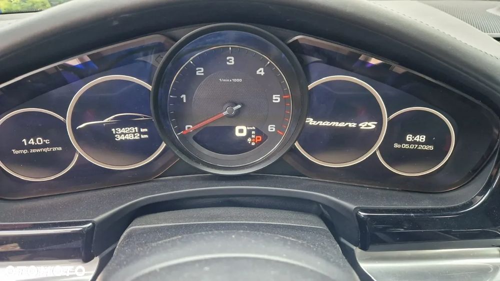 Porsche Panamera 4S Diesel - 9