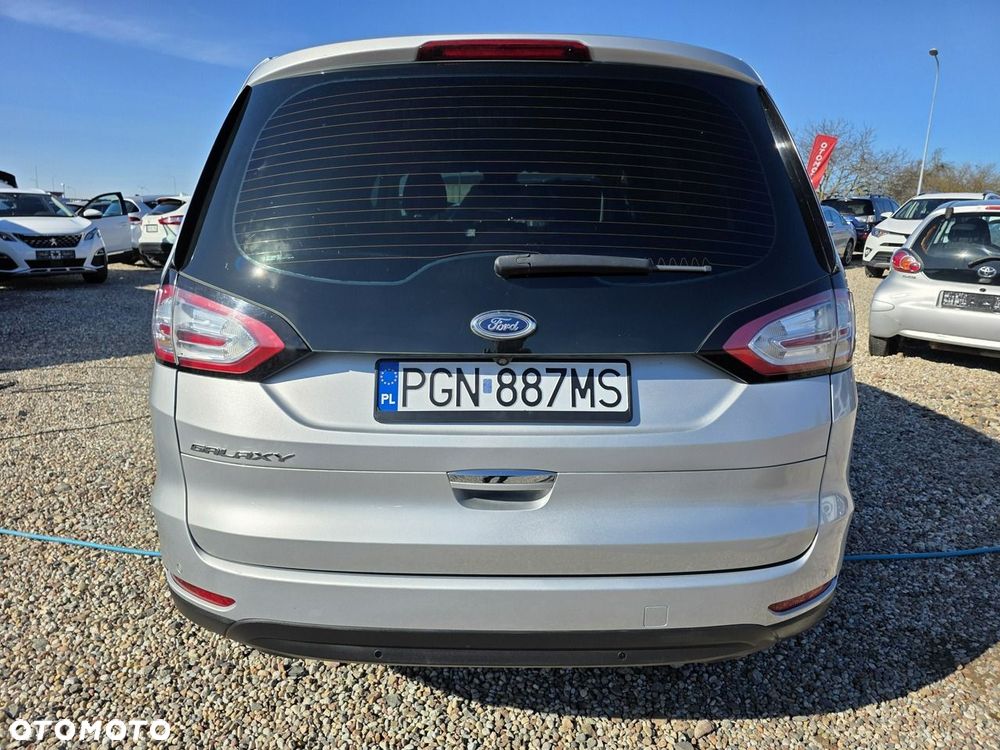 Ford Galaxy - 22
