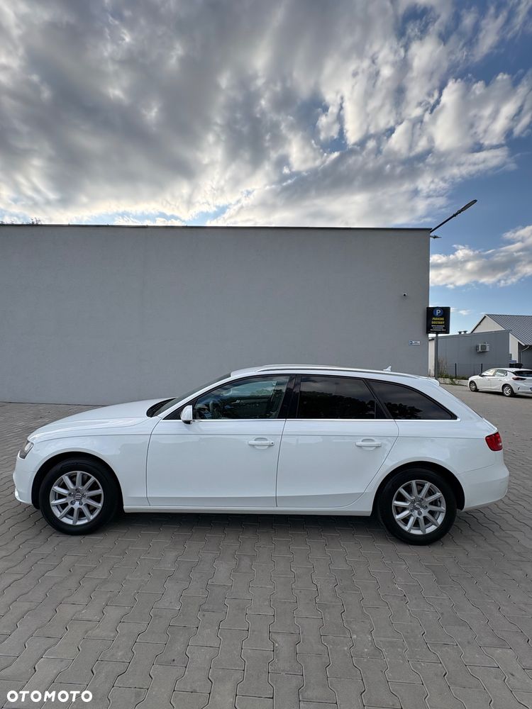 Audi A4 Avant 2.0 TDI DPF Attraction - 2
