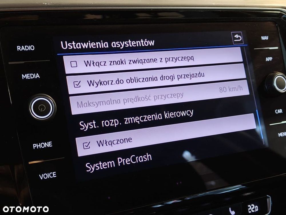 Volkswagen Passat - 19