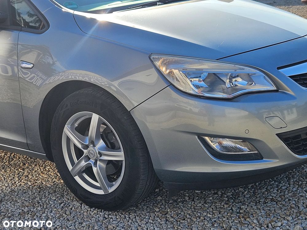 Opel Astra III 1.6 Enjoy - 9