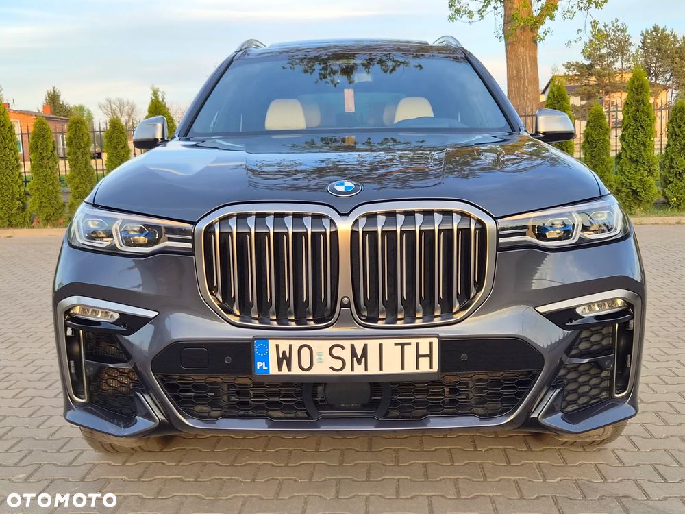 BMW X7 - 35