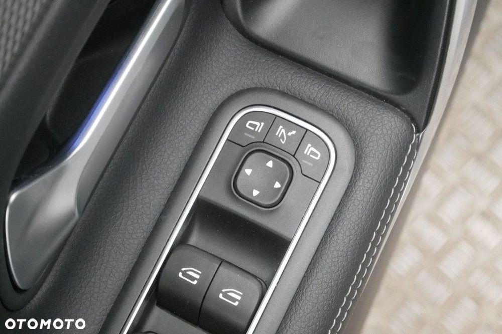 Mercedes-Benz CLA - 30