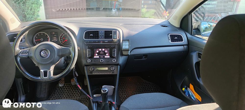 Volkswagen Polo 1.4 16V Highline - 11