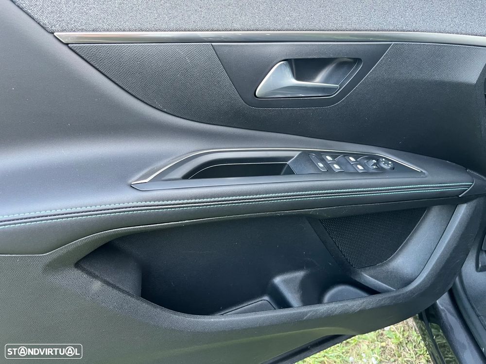 Peugeot 5008 1.5 BlueHDi Allure Pack EAT8 - 15