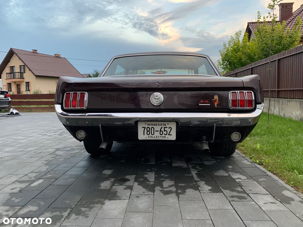 Ford Mustang - 5