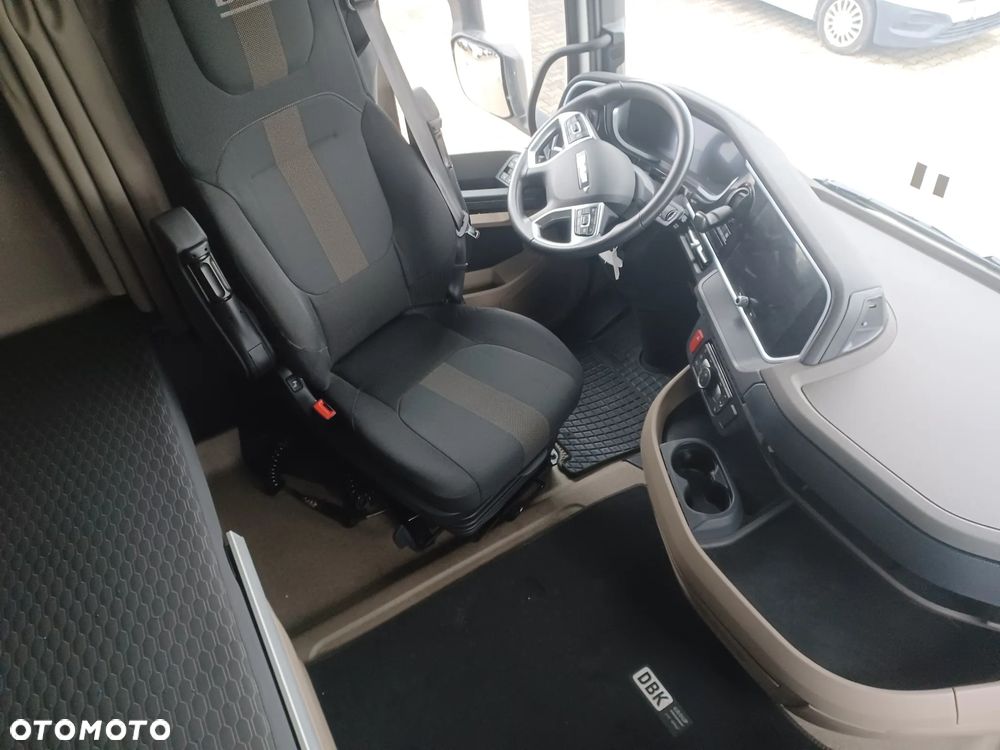 DAF XG 480 cab LD regulowane siodło (31928) - 15