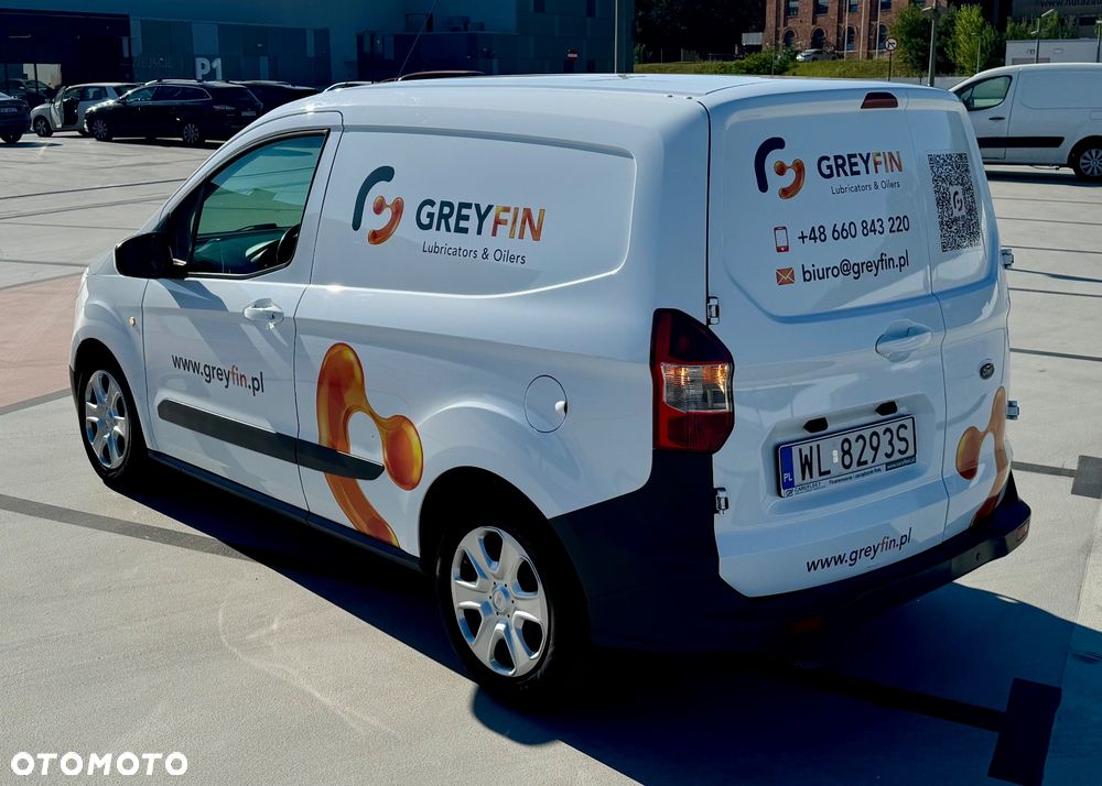 Ford Transit Courier - 4