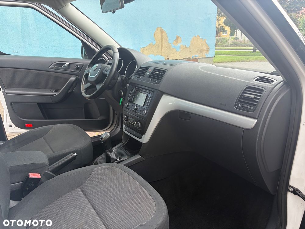 Skoda Yeti 2.0 TDI Elegance Green tec - 25