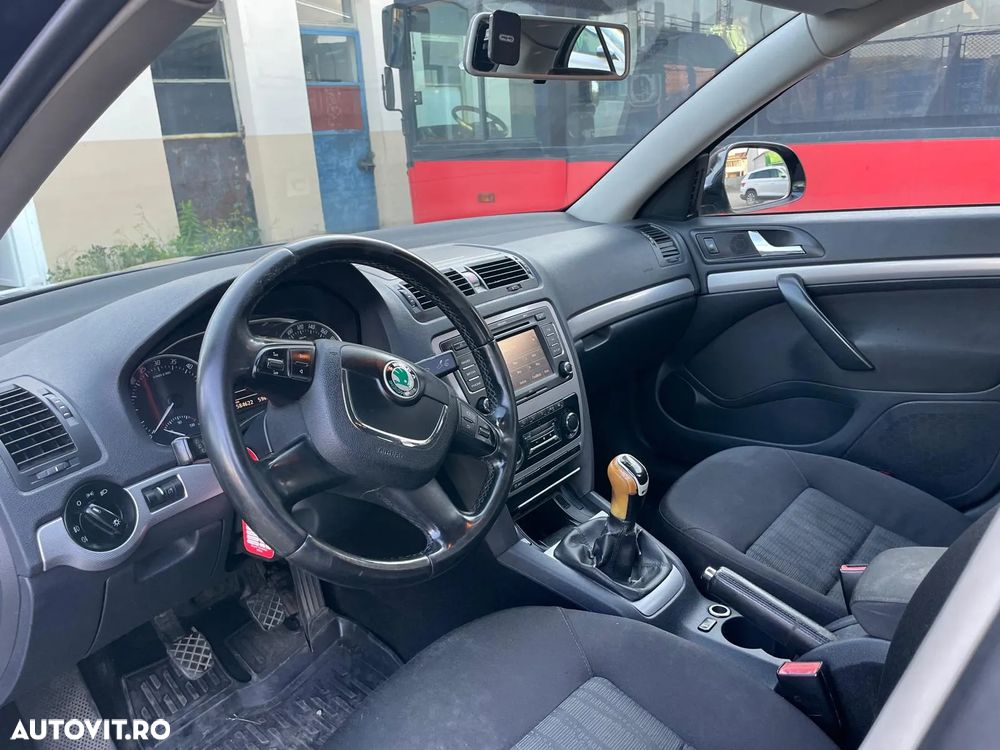 Skoda Octavia 2.0 TDI Business - 17