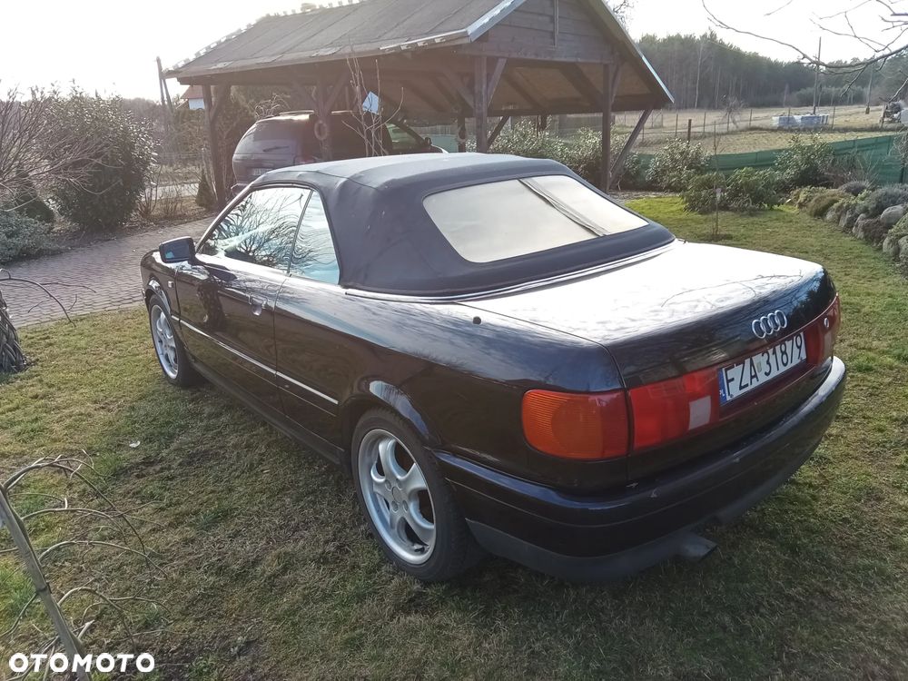 Audi Cabriolet 1.8 - 4