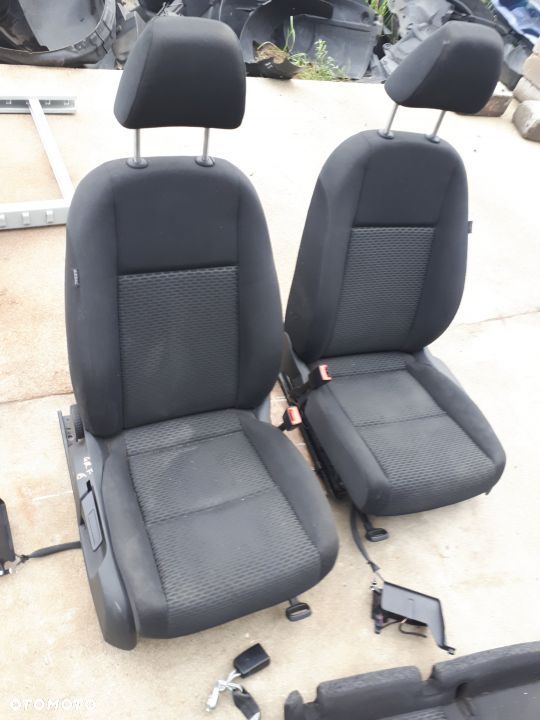 VW GOLF VI 6 5-D HB FOTELE POSZYCIE PRAWE 08-12 - 1