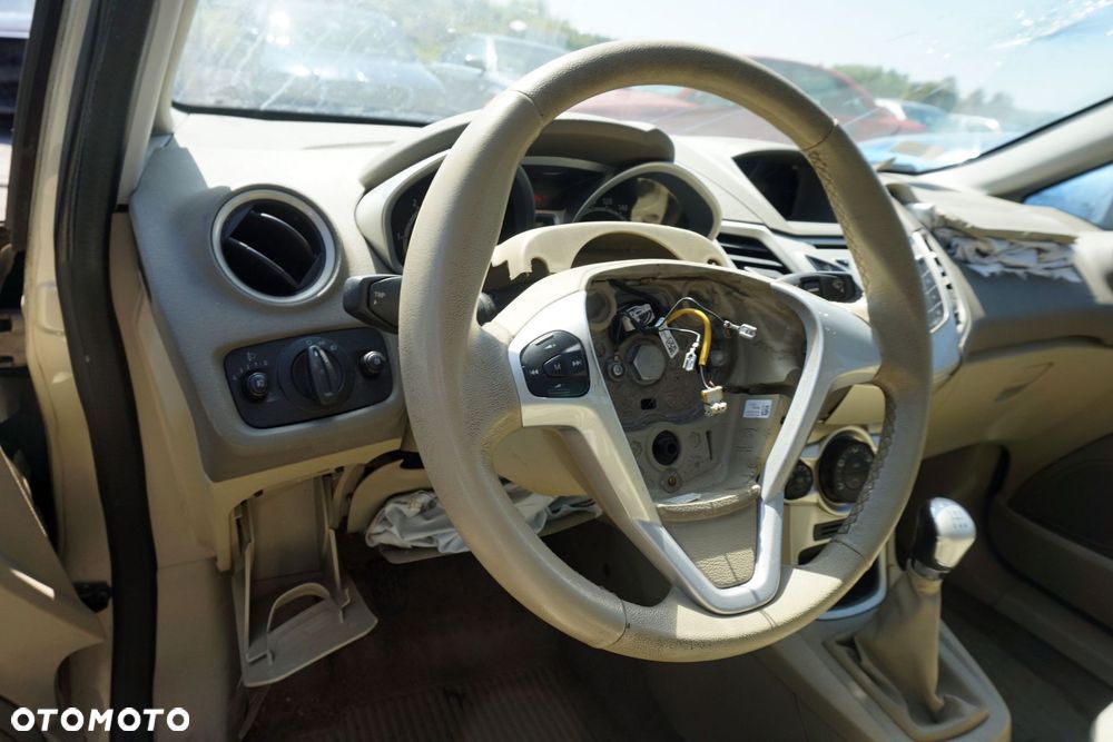 KIEROWNICA SKÓRZANA SKÓRA FIESTA VI MK6 VII MK7 8A61-3600-EJ38T3 FORD 2008-2017 - 2