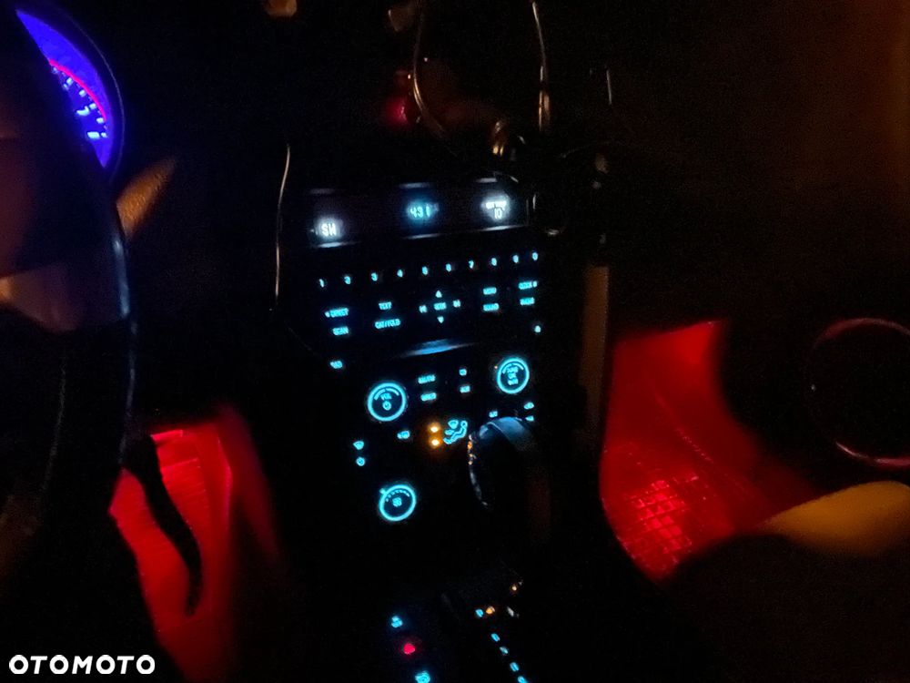 Ford Mustang - 10