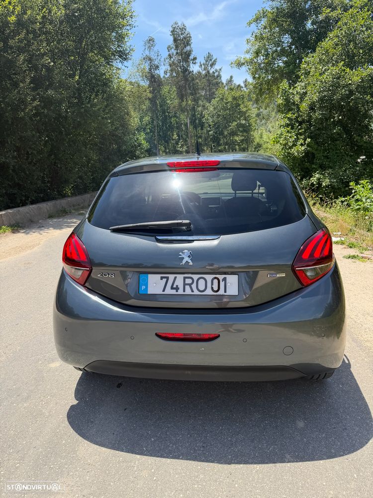 Peugeot 208 1.2 PureTech Style - 6