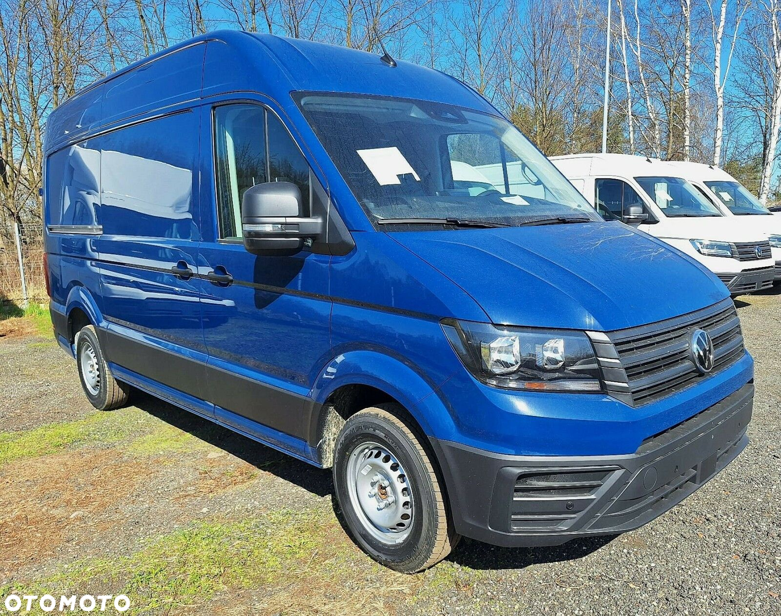 Volkswagen Crafter Crafter 35 Furgon z wysokim dachem silnik: 2,0 l EU6 SCR 140 KM / skrzynia biegów:automatyczna 8-biegowa rozstaw osi: 3640 mm - 2